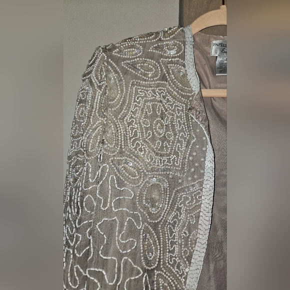 PAPELL BOUTIQUE Evening vintage beaded openfront jacket.Gray/silver. Size Medium - Picture 6 of 15
